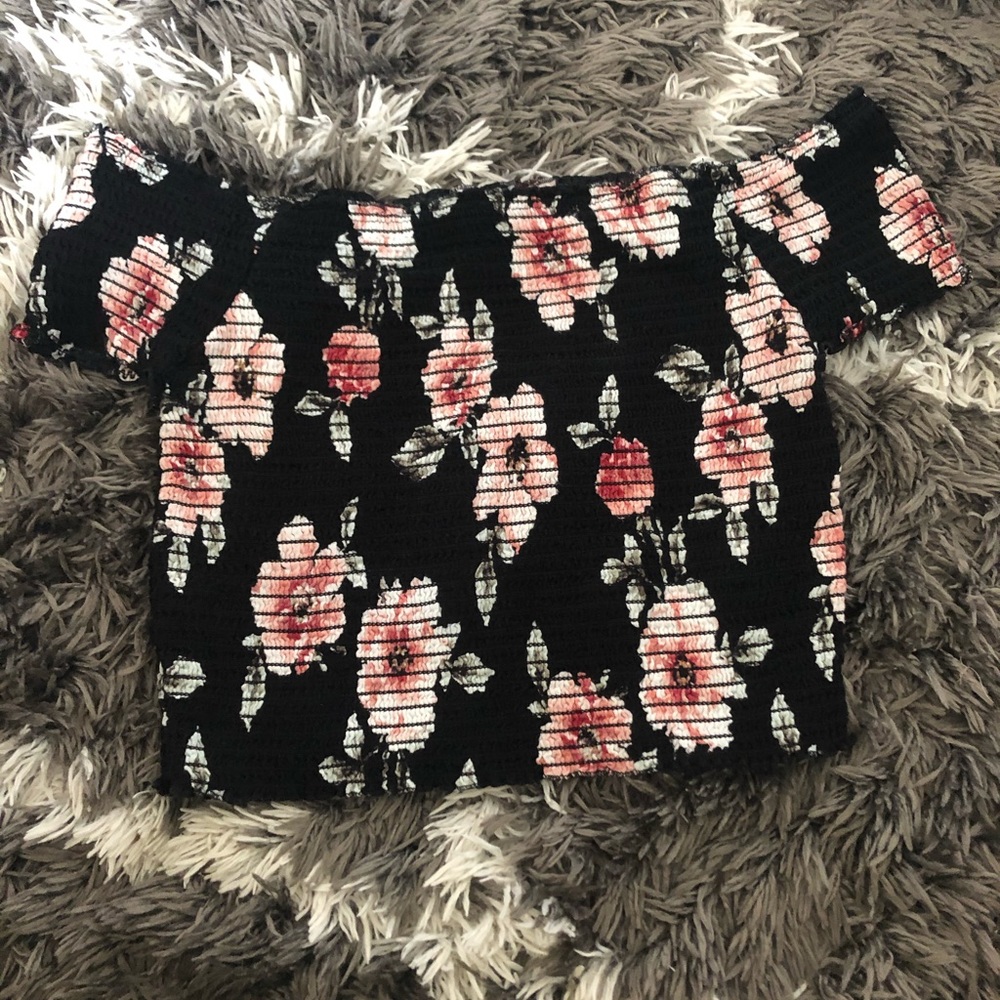 kendall and kylie crop top